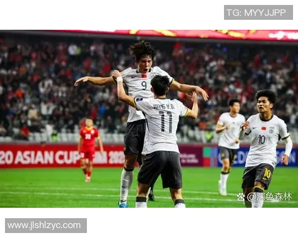 阿维斯与比兰尼激战正酣谁将赢得这场精彩对决的胜利 阿维斯与比兰尼激战正酣谁将赢得这场精彩对决的胜利